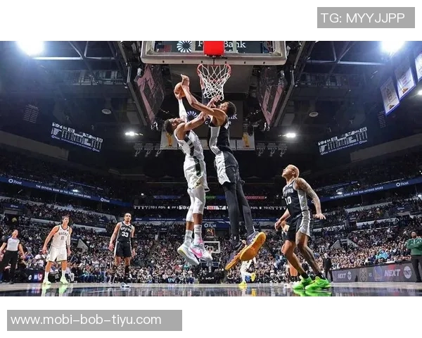 76人新星埃奇库姆表现出色15投6中斩获15分6篮板8助攻3抢断1盖帽 76人新星埃奇库姆表现出色15投6中斩获15分6篮板8助攻3抢断1盖帽