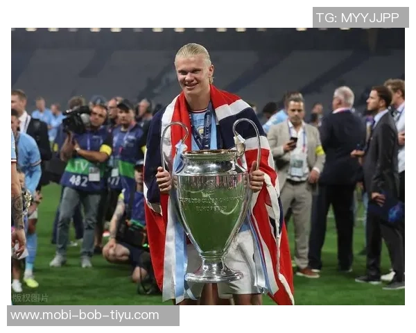 曼晚分析哈兰德若夺英超欧冠并表现优异将有机会争金球奖