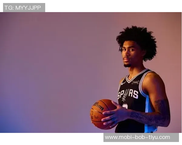 菜鸟球员表现亮眼4号秀创个人新高猛龙新星贡献全面榜眼哈珀因伤缺阵 菜鸟球员表现亮眼4号秀创个人新高猛龙新星贡献全面榜眼哈珀因伤缺阵